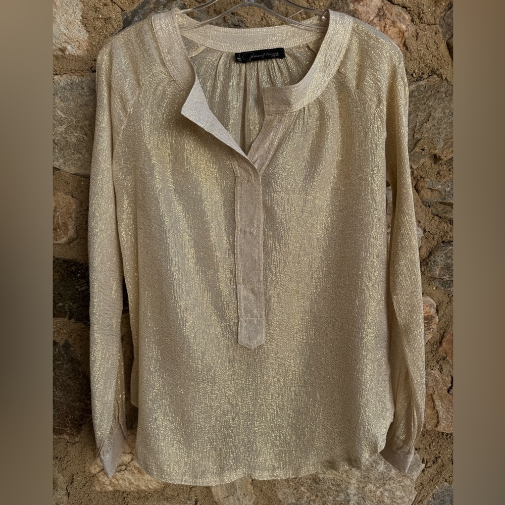 Patterson J. Kincaid Originals Metallic Gold Blouse
Women’s Small